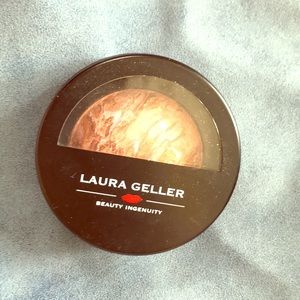 Laura Geller